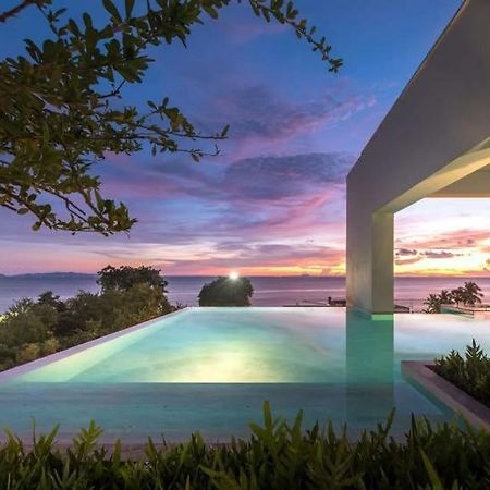 Aeras - The Ultimate Beachfront Experience Praia de Jomtien Exterior foto