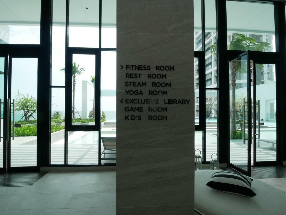 Aeras - The Ultimate Beachfront Experience Praia de Jomtien Exterior foto