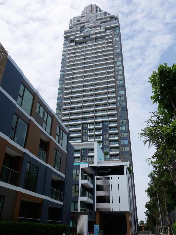 Aeras - The Ultimate Beachfront Experience Praia de Jomtien Exterior foto